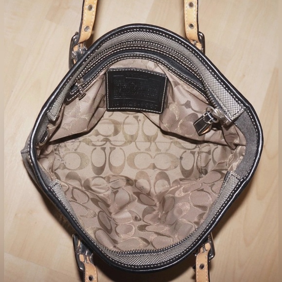 Vintage Coach Hampton Collection Mini Canvas Leather Handbag - Picture 2 of 11